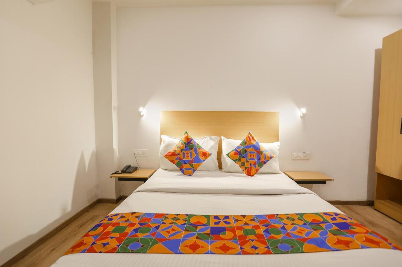 Fabhotel Golden World 가지아바드 외부 사진