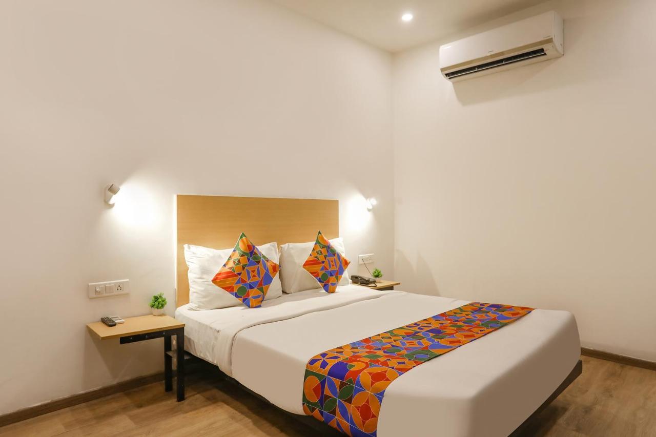 Fabhotel Golden World 가지아바드 외부 사진