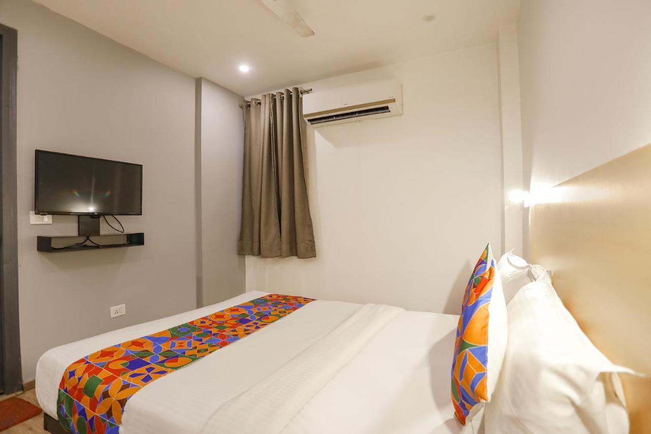 Fabhotel Golden World 가지아바드 외부 사진